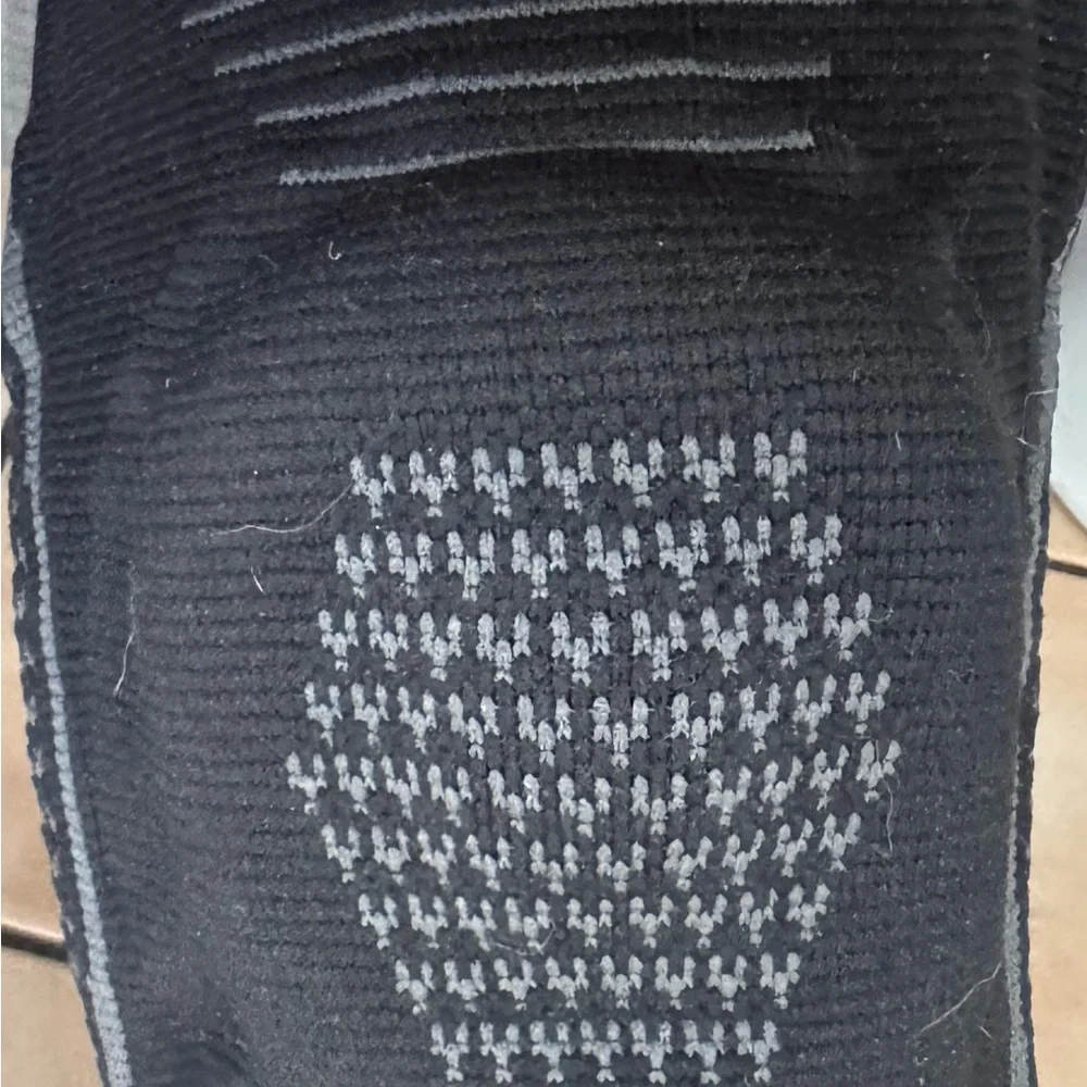 Hport Compression Knee Sleeves for Joint Support and Pain Relief Size M New